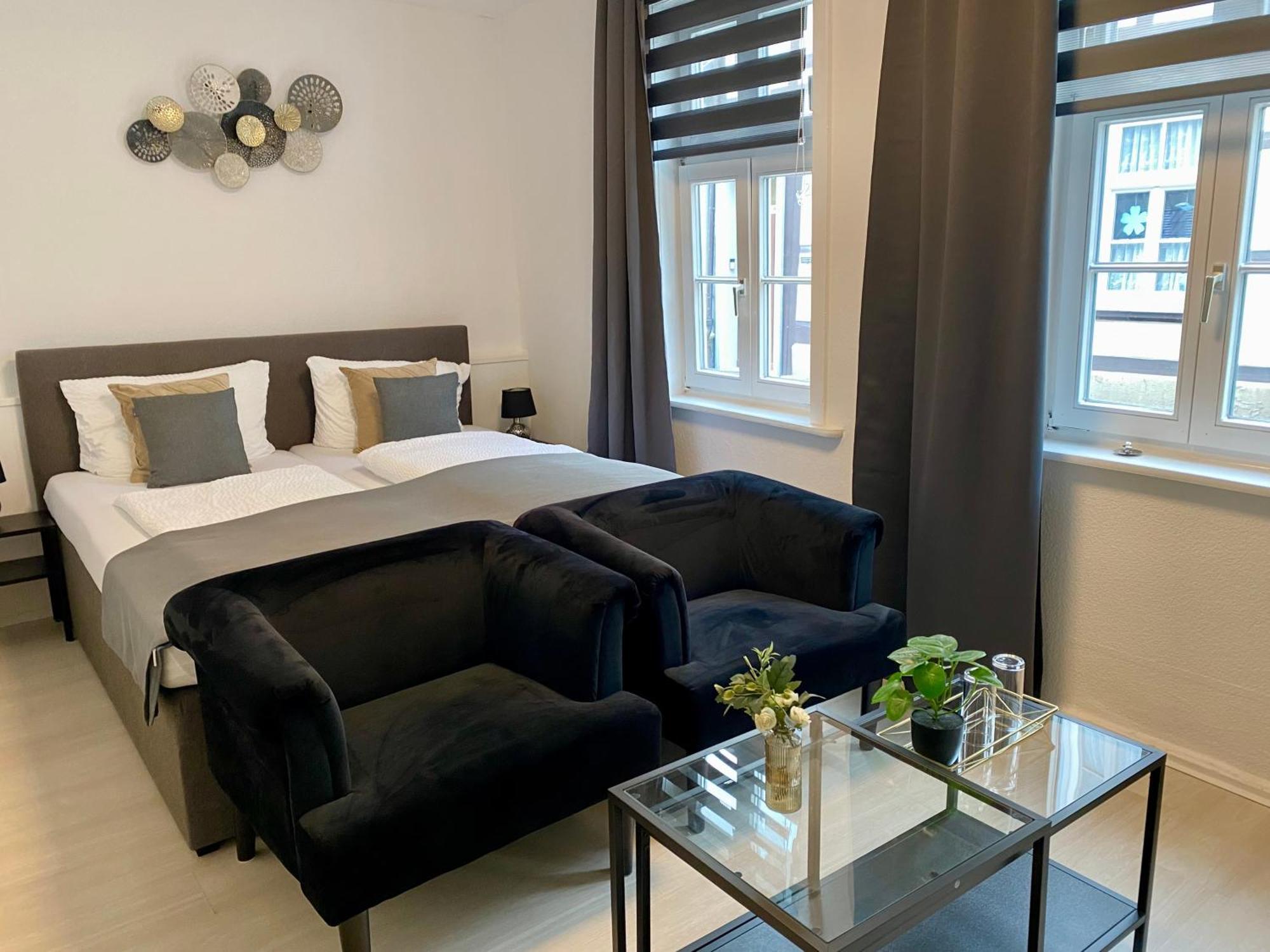 Altstadt-Hotel Gosequell กอสลาร์ ภายนอก รูปภาพ